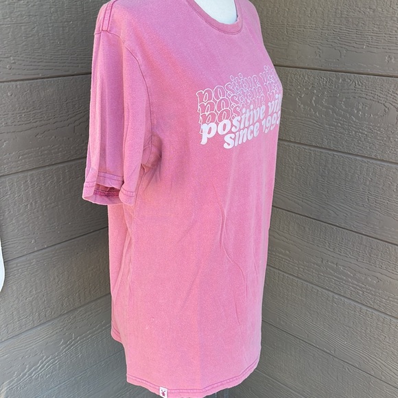 Dutch Bros Positive Vibes Barista T-Shirt - Picture 3 of 5